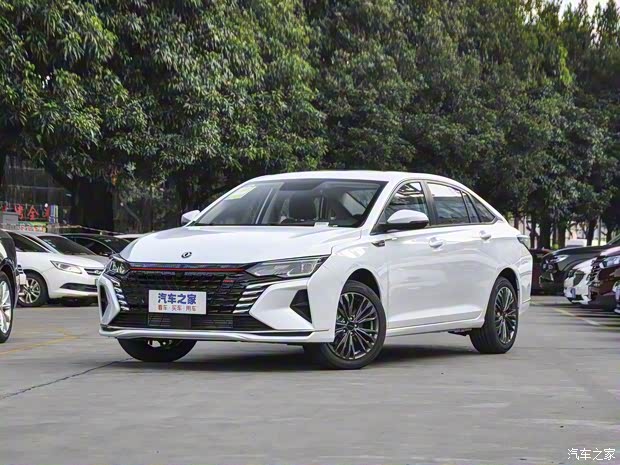 东风乘用车 奕炫MAX 2023款 1.5T 星驰版 东风乘用车 奕炫MAX 2023款 1.5T 星驰版