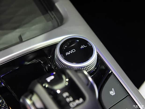 长城汽车 坦克300 2022款 HEV 长城汽车 坦克300 2022款 HEV