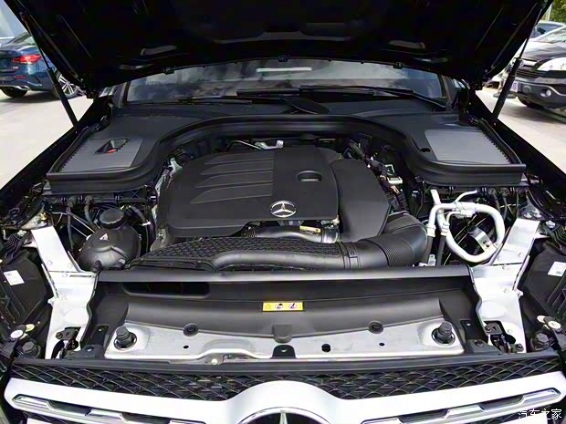 北京奔驰 奔驰GLC 2020款 GLC 260 L 4MATIC 动感型 北京奔驰 奔驰GLC 2020款 GLC 260 L 4MATIC 动感型