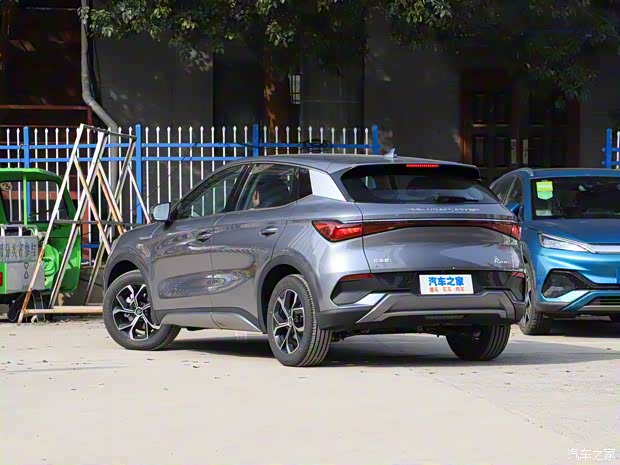 比亚迪 元PLUS 2022款 510KM 尊荣型 比亚迪 元PLUS 2022款 510KM 尊荣型