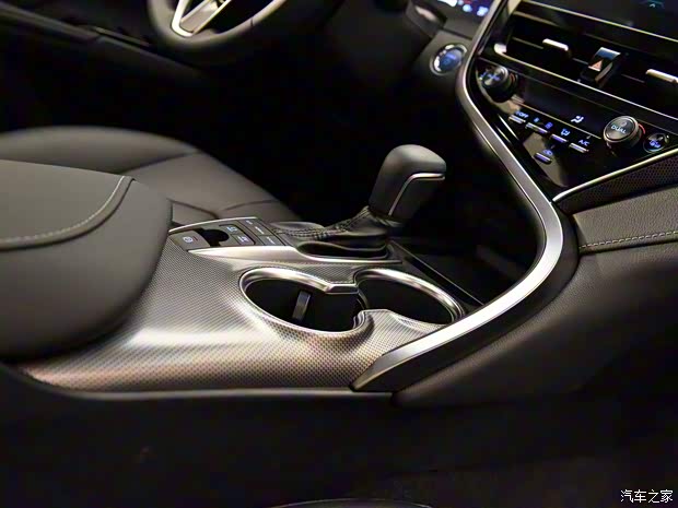 廣汽豐田 凱美瑞 2021款 雙擎 2.5HS 鋒尚版