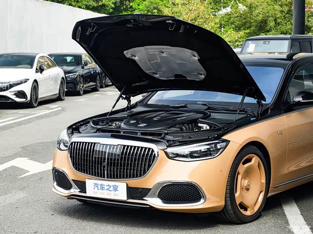 梅賽德斯-邁巴赫 邁巴赫S級 2022款 S 680 4MATIC Virgil Abloh 限量版