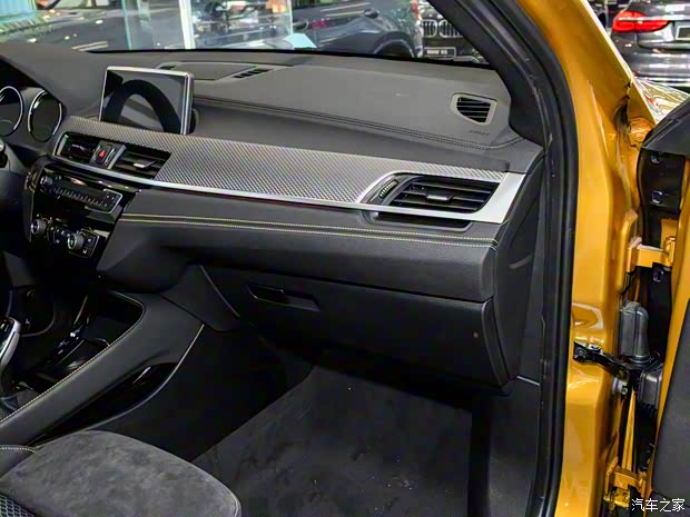 宝马(进口) 宝马X2 2018款 sDrive25i 宝马(进口) 宝马X2 2018款 sDrive25i