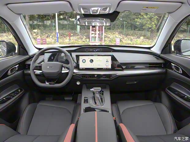 長(zhǎng)安汽車 長(zhǎng)安歐尚Z6 2022款 藍(lán)鯨 1.5T DCT智享型