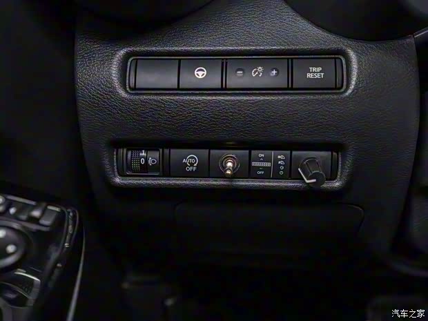 日產(chǎn)(進口) JUKE 2022款 Hybrid Rally Tribute