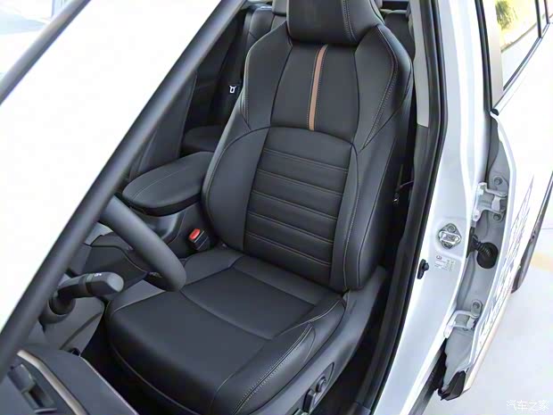 廣汽豐田 威蘭達 2022款 雙擎 2.5L E-CVT兩驅騎士版