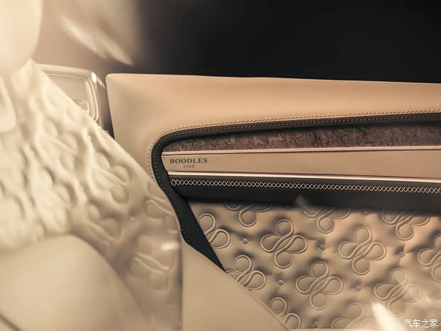 宾利 欧陆 2024款 GT Convertible Boodles by Mulliner  宾利 欧陆 2024款 GT Convertible Boodles by Mulliner