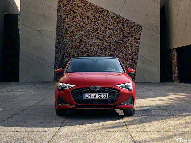 奧迪(進(jìn)口) 奧迪A3(進(jìn)口) 2024款 Limousine 基本型