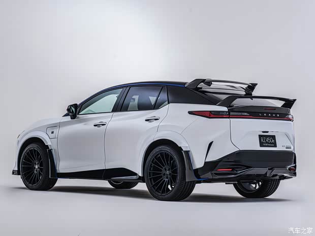 雷克萨斯 雷克萨斯RZ 2024款 450e F SPORT Performance 雷克萨斯 雷克萨斯RZ 2024款 450e F SPORT Performance