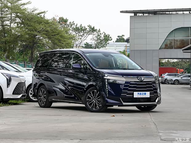 广汽乘用车 传祺E8 2024款 150km 贺岁版 广汽乘用车 传祺E8 2024款 150km 贺岁版