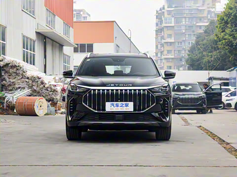 2025款 冠军版 1.5T DCT冠军PRO 5座 2025款 冠军版 1.5T DCT冠军PRO 5座