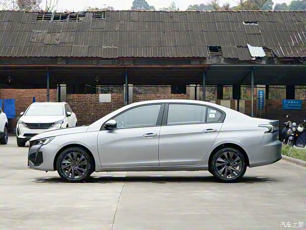 東風標致 標致408 2024款 1.5T 標準版