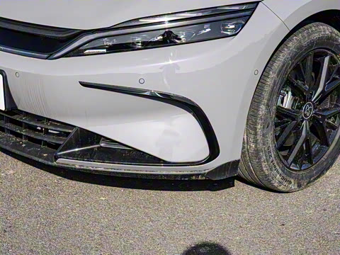 2025款 DM-i 智驾版 125KM精英型 2025款 DM-i 智驾版 125KM精英型