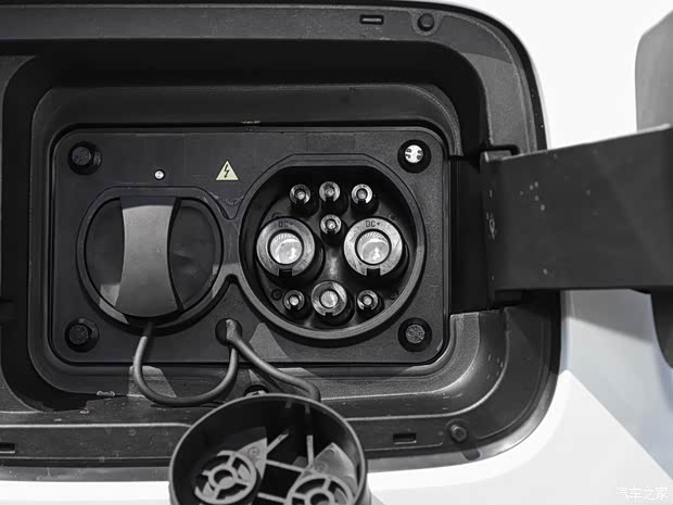 东风乘用车 风神L7新能源 2024款 205 Pro 东风乘用车 风神L7新能源 2024款 205 Pro