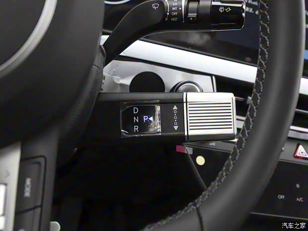 北京現(xiàn)代 索納塔 2024款 1.5T 低配版