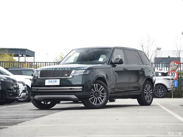 路虎(進(jìn)口) 攬勝 2024款 3.0 L6 400PS 盛世加長版