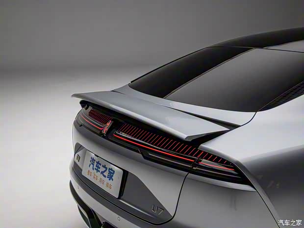 仰望 仰望U7 2024款 高配版