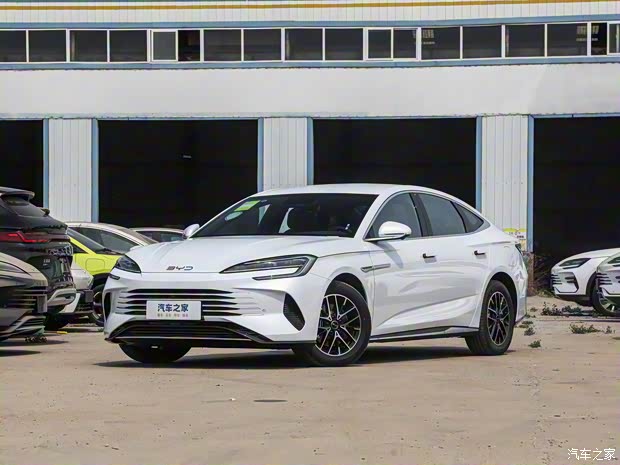 比亞迪 海豹 2024款 榮耀版 DM-i 1.5L 121km 精英型