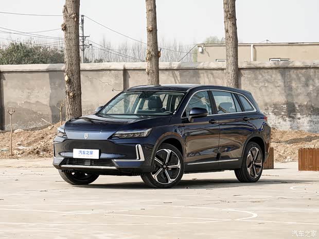 創(chuàng)維汽車 創(chuàng)維EV6 2023款 520 戰(zhàn)神版 創(chuàng)維汽車 創(chuàng)維EV6 2023款 520 戰(zhàn)神版