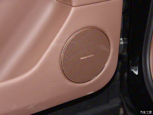 长城汽车 坦克700新能源 2024款 Hi4-T 极境版