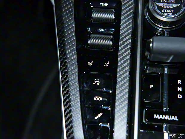 阿斯顿·马丁 V8 Vantage 2024款 4.0T V8 Coupe