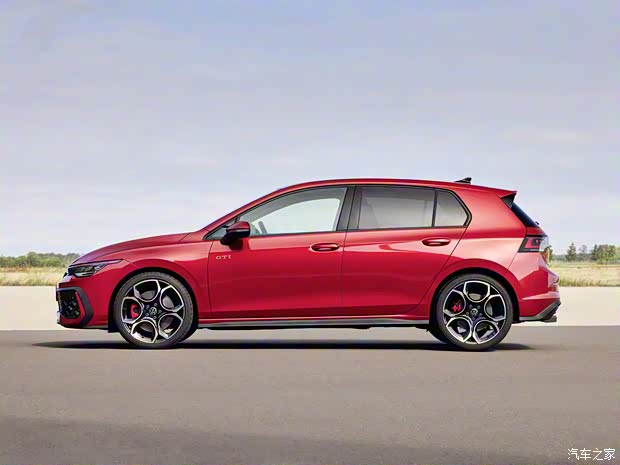大众(进口) 高尔夫(进口) 2024款 GTI 大众(进口) 高尔夫(进口) 2024款 GTI