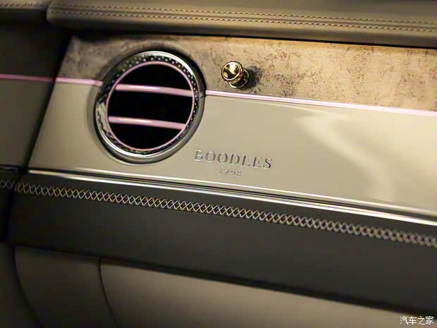 宾利 欧陆 2024款 GT Convertible Boodles by Mulliner  宾利 欧陆 2024款 GT Convertible Boodles by Mulliner