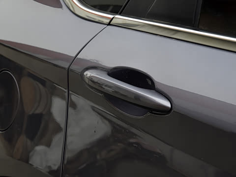 2025款 冠军版 1.5T 手动冠军 7座 2025款 冠军版 1.5T 手动冠军 7座