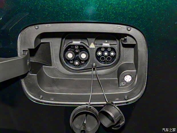 LEVC L380 2024款 基本型 6座 LEVC L380 2024款 基本型 6座