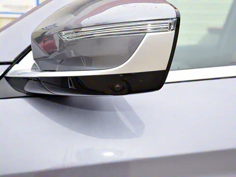 2025款 冠军版 1.5T DCT冠军PRO 5座 2025款 冠军版 1.5T DCT冠军PRO 5座