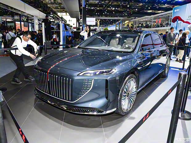 一汽红旗 红旗E702 2024款 试装车 一汽红旗 红旗E702 2024款 试装车