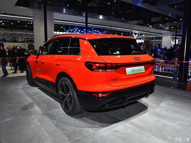 奥迪(进口) 奥迪SQ6 e-tron 2024款 基本型 奥迪(进口) 奥迪SQ6 e-tron 2024款 基本型