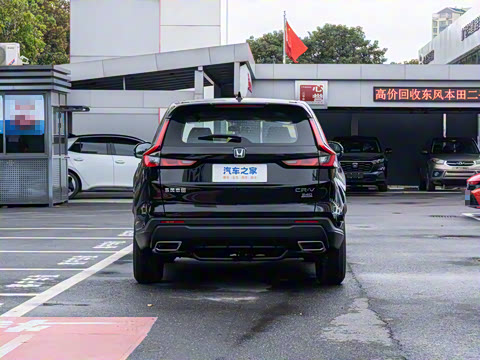 2024款 240TURBO 两驱活力版 5座 2024款 240TURBO 两驱活力版 5座