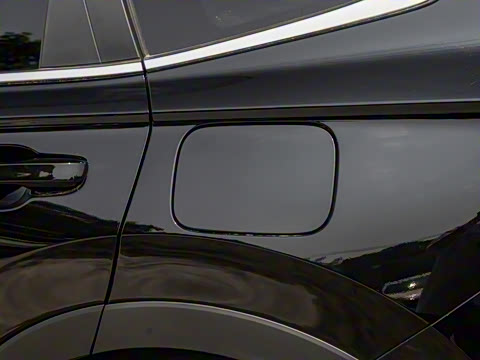 2024款 240TURBO 两驱锋尚版 5座 2024款 240TURBO 两驱锋尚版 5座