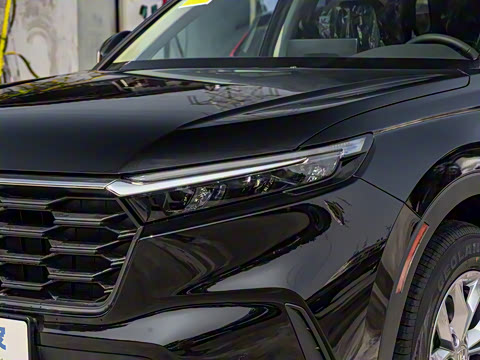 2024款 240TURBO 两驱锋尚版 5座 2024款 240TURBO 两驱锋尚版 5座