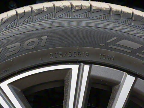 2025款 冠军版 1.5T DCT冠军MAX 7座 2025款 冠军版 1.5T DCT冠军MAX 7座