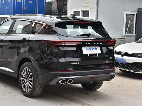 2025款 冠军版 1.5T DCT冠军MAX+ 5座 2025款 冠军版 1.5T DCT冠军MAX+ 5座