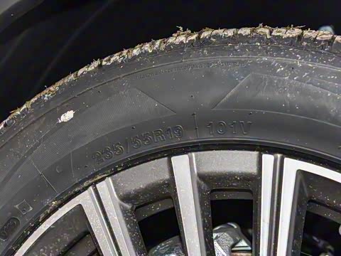 2025款 冠军版 1.5T DCT冠军MAX 5座 2025款 冠军版 1.5T DCT冠军MAX 5座