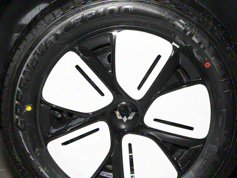 2025款 四门版 臻享+款 2025款 四门版 臻享+款