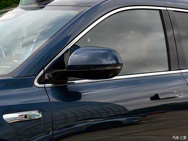 AITO 問界 問界M7 2024款 煥新版 1.5T 智駕四驅(qū)Max版 6座