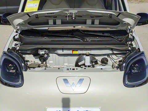 2025款 四门版 进阶款 2025款 四门版 进阶款