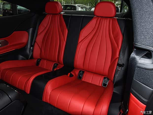 奔驰(进口) 奔驰CLE 2024款 CLE 300 4MATIC Coupe 奔驰(进口) 奔驰CLE 2024款 CLE 300 4MATIC Coupe