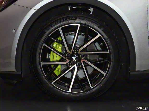 北汽新能源 极狐 阿尔法S5 2024款 双电机 390kW 北汽新能源 极狐 阿尔法S5 2024款 双电机 390kW