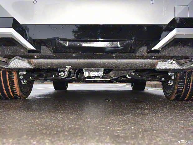 华晨宝马 宝马5系 2024款 530Li 尊享型 M运动套装 华晨宝马 宝马5系 2024款 530Li 尊享型 M运动套装