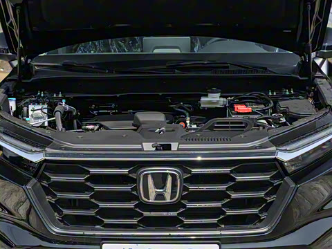 2024款 240TURBO 两驱锋尚版 5座 2024款 240TURBO 两驱锋尚版 5座