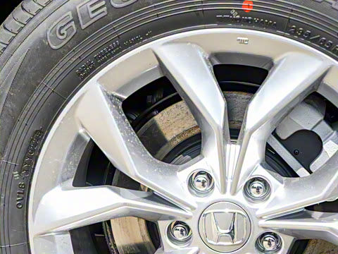 2024款 240TURBO 两驱锋尚版 5座 2024款 240TURBO 两驱锋尚版 5座