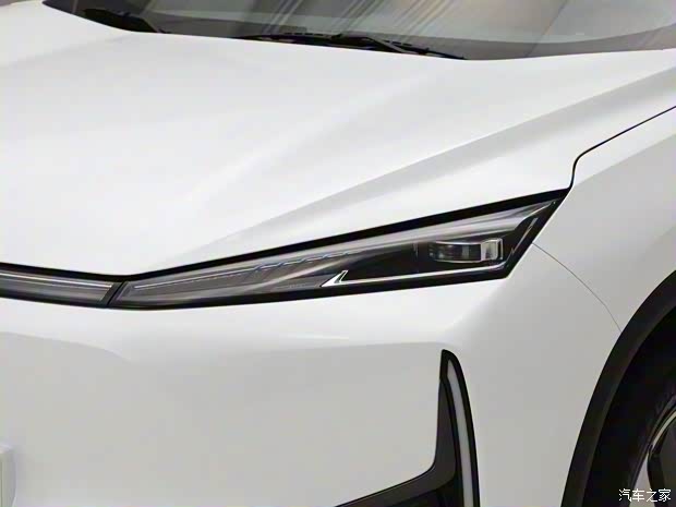 东风乘用车 风神L7新能源 2024款 205 Plus 东风乘用车 风神L7新能源 2024款 205 Plus