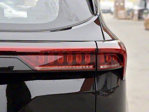 2025款 冠军版 1.5T DCT冠军PRO 5座 2025款 冠军版 1.5T DCT冠军PRO 5座