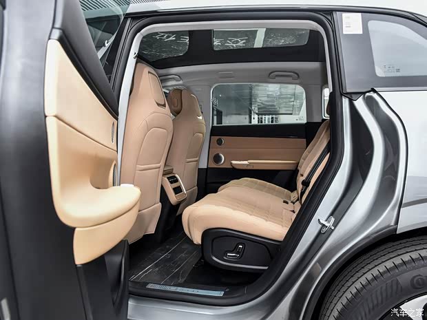 星途 星紀(jì)元 ET 2024款 增程 200 Pro