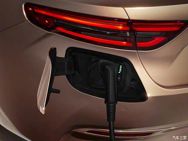 玛莎拉蒂 GranCabrio EV 2024款 Folgore 玛莎拉蒂 GranCabrio EV 2024款 Folgore